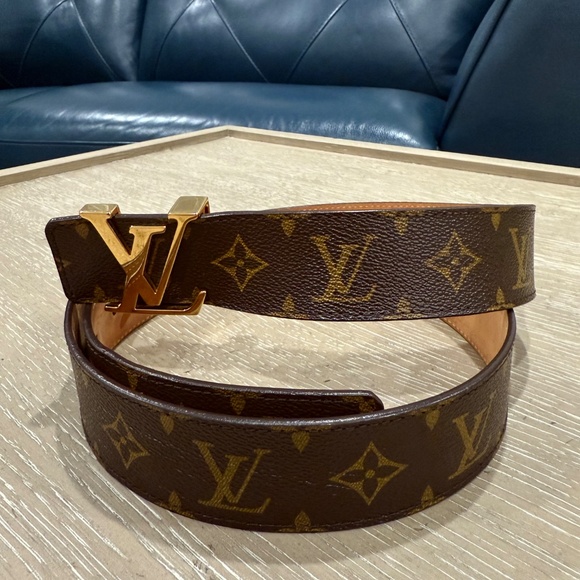 💼 Authentic Louis Vuitton Monogram Belt 💼 - Picture 2 of 2